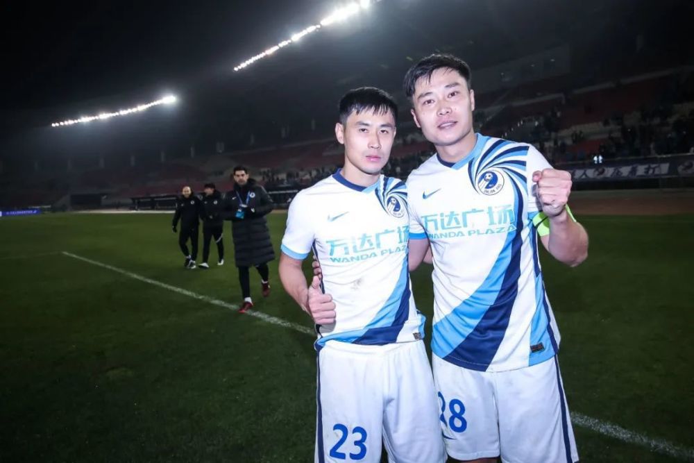 克里斯坦特在2018年加盟罗马，今夏他已经和罗马续约至2027年。